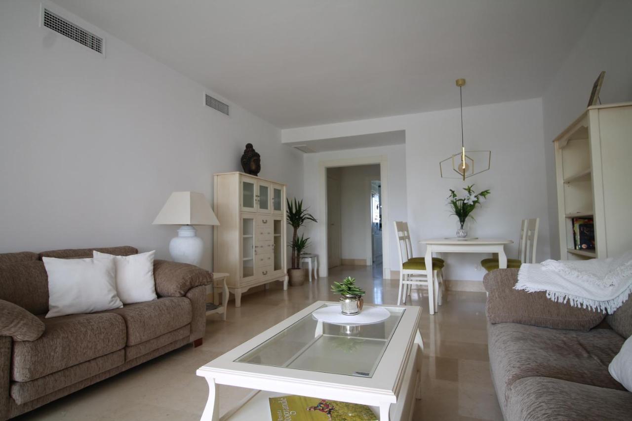 شقة New View Sotogrande Marina - Jungla Del Loro المظهر الخارجي الصورة
