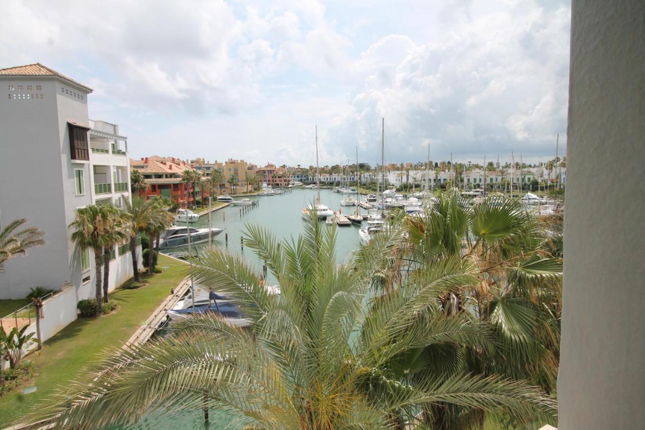 شقة New View Sotogrande Marina - Jungla Del Loro المظهر الخارجي الصورة
