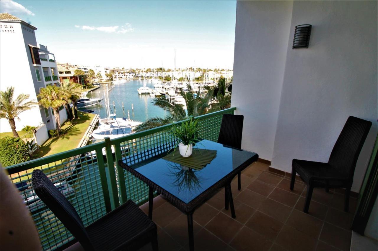 شقة New View Sotogrande Marina - Jungla Del Loro المظهر الخارجي الصورة